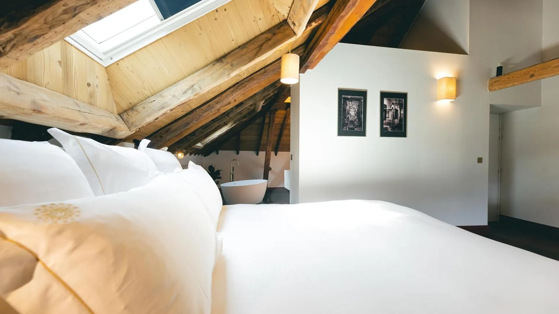 Villa Lorenzo - Chambres & Restaurant - Barcelonnette Hotel
