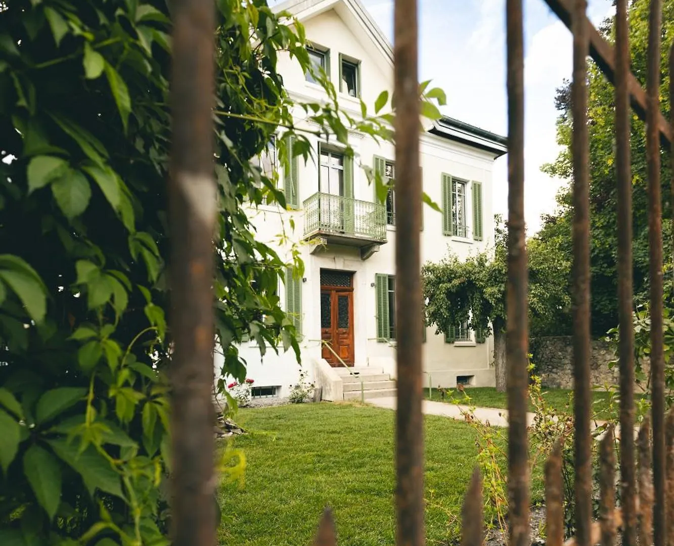 Villa Lorenzo - Chambres & Restaurant - Barcelonnette Hotel